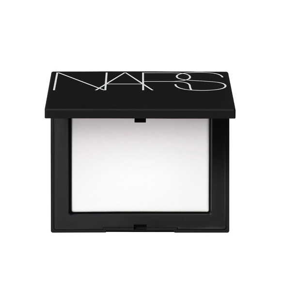 NARS Light Reflecting Setting Powder - Picture 8 of 10